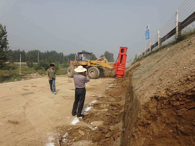 路基液压夯实机